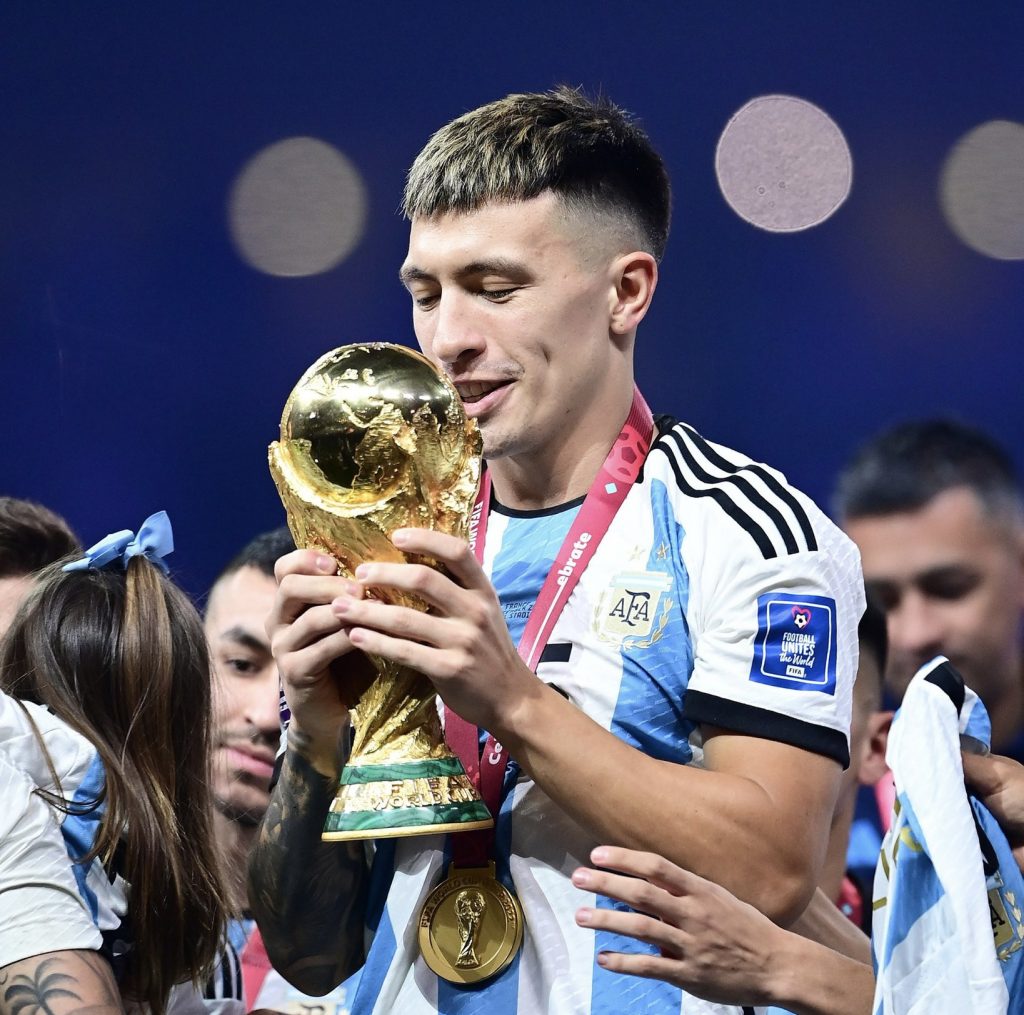 Man Utd dealt “secret” blow after Alvaro Carreras buyback clause revealed