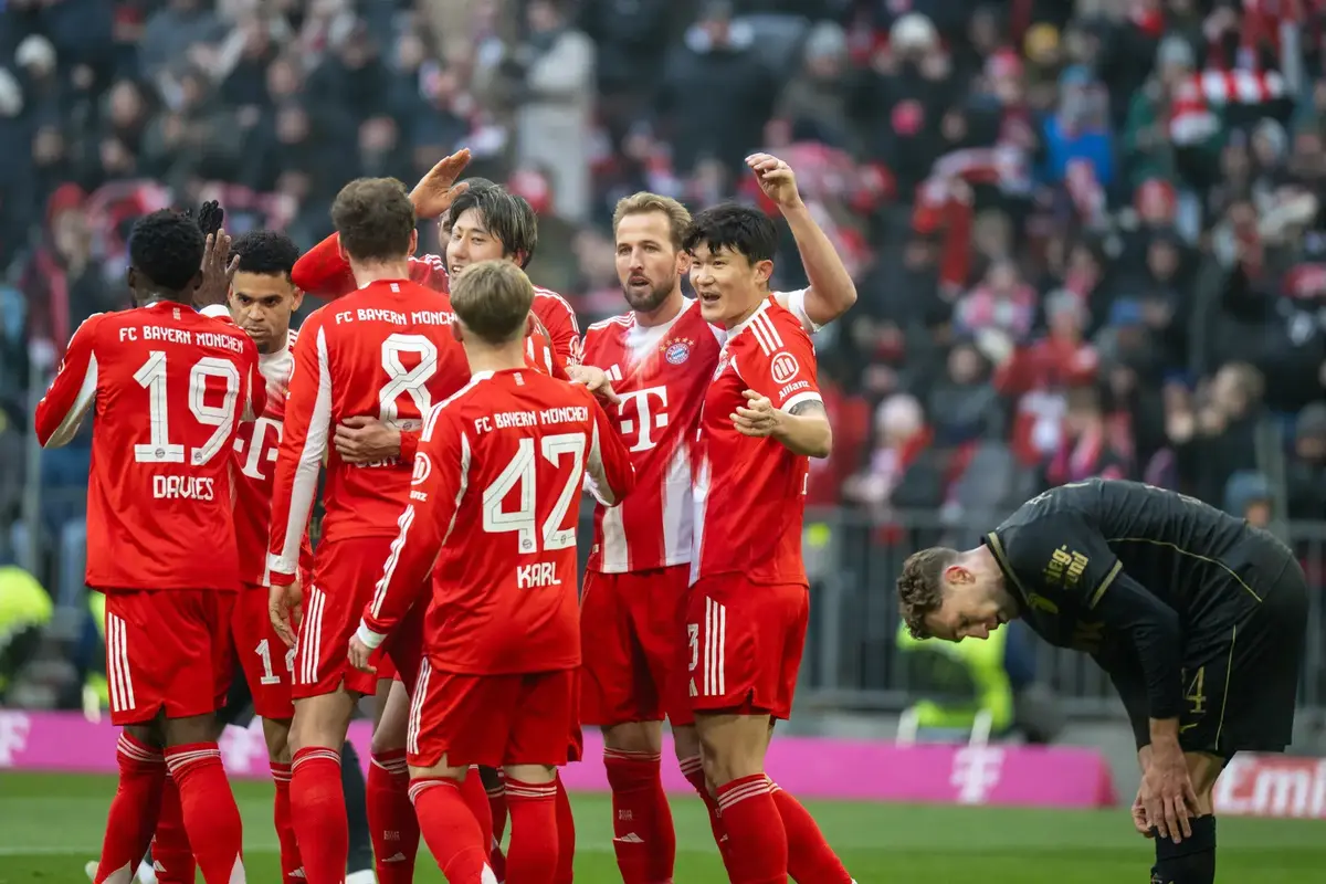 Image related to ‘Elite’ Bayern Munich star emerges as Manchester United target amid £m transfer wishlist